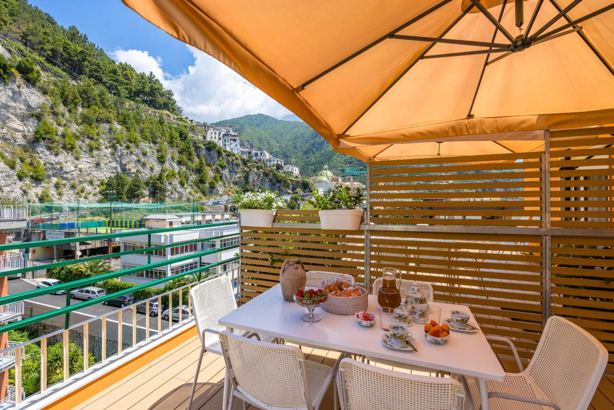 Le Terrazze Di Santa Tecla Apartman Maiori Kültér fotó